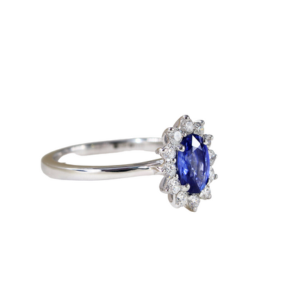 Light Blue Oval Sapphire Engagement Ring - 1.00ct